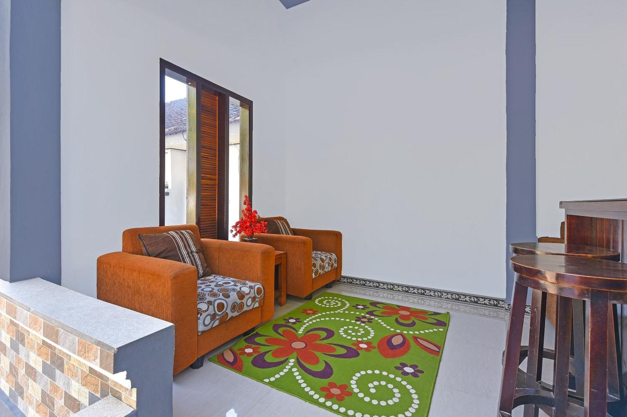 Oyo 91192 Homestay Antara Gilimanuk Ngoại thất bức ảnh