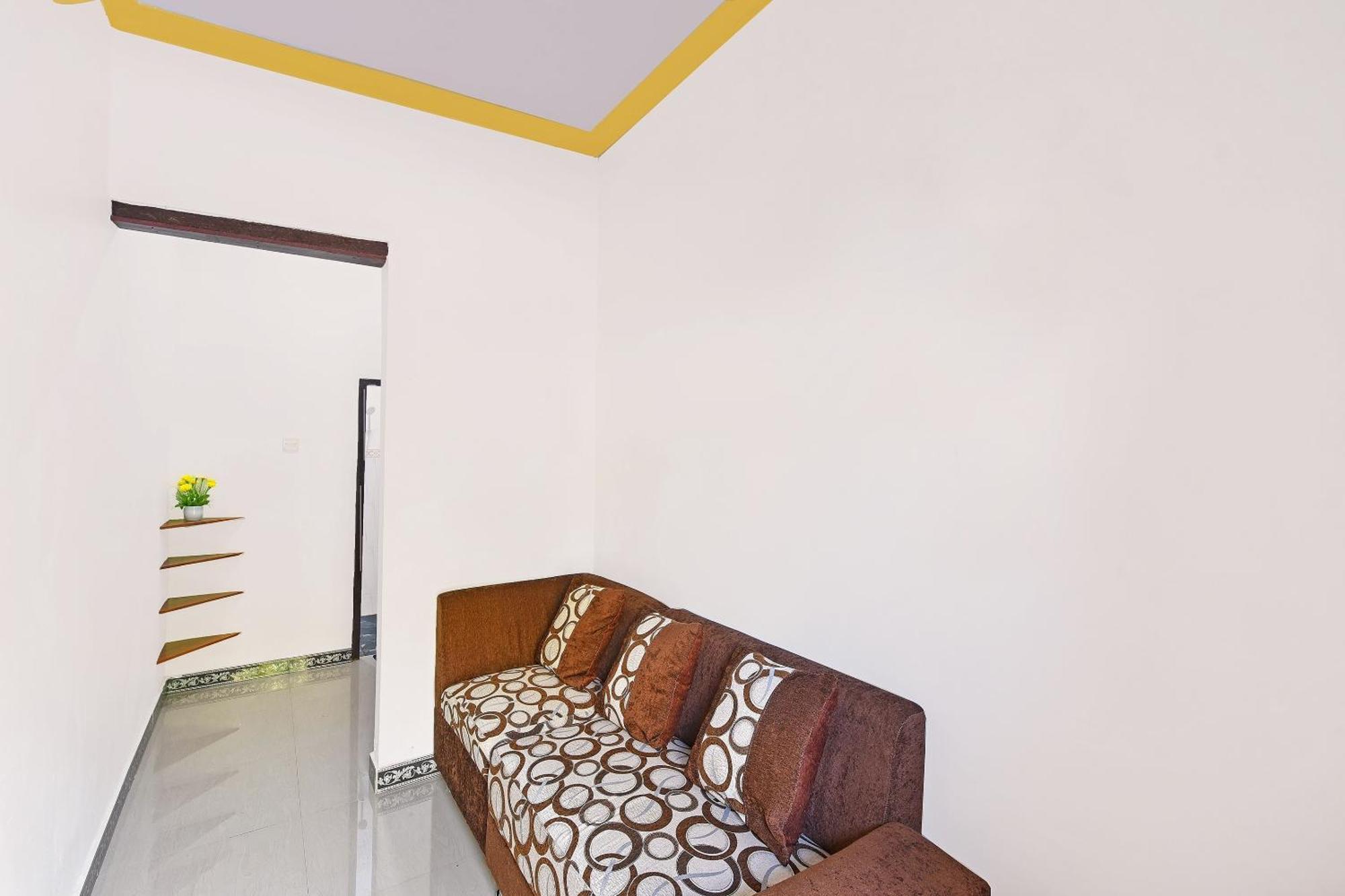 Oyo 91192 Homestay Antara Gilimanuk Ngoại thất bức ảnh