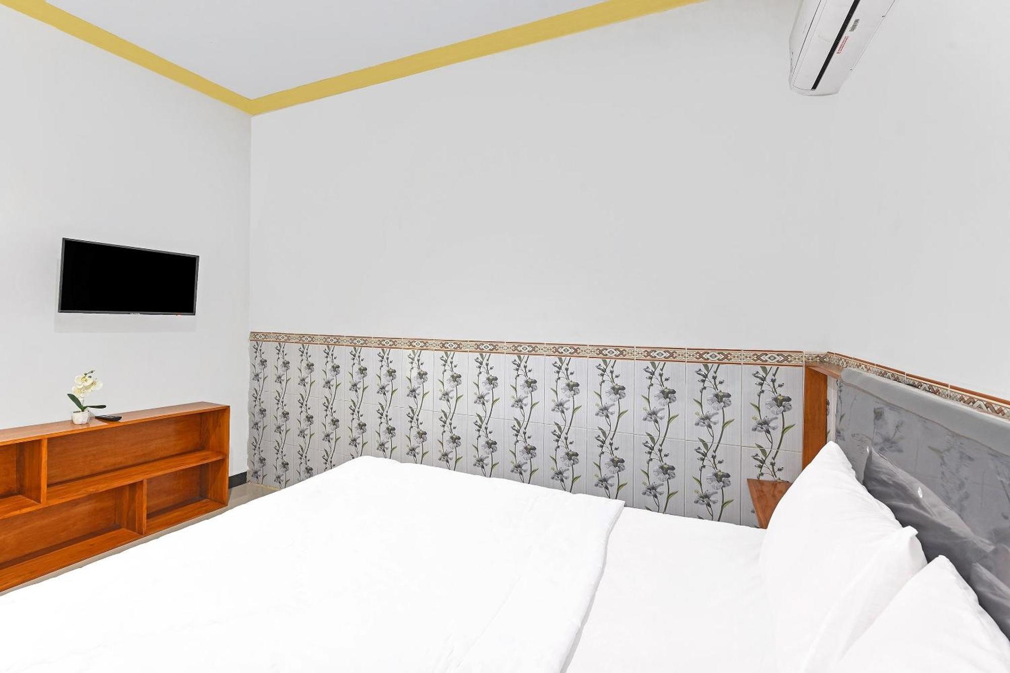 Oyo 91192 Homestay Antara Gilimanuk Ngoại thất bức ảnh